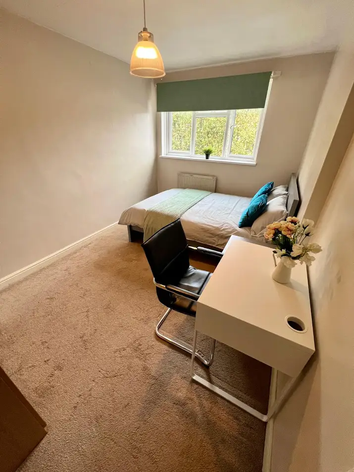 Double room in Crossharbour